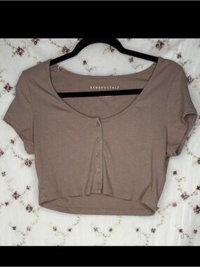 Aeropostale Taupe Ribbed Button-Front Crop Top
